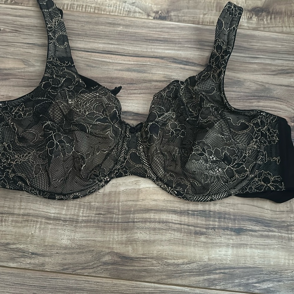 Cacique black lace underwire soft cup bra gently worn size 40DDD (40F)